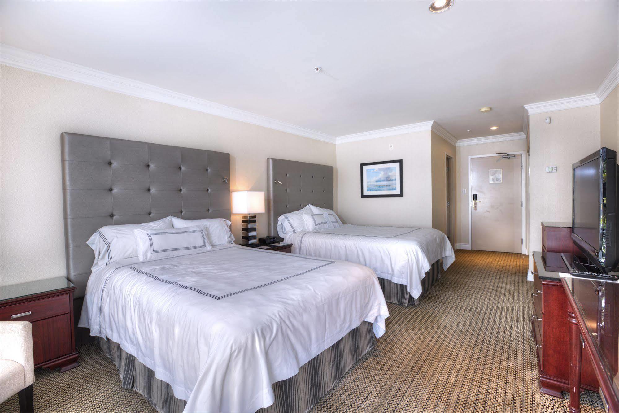 Granville Island Hotel Ванкувер Екстер'єр фото
