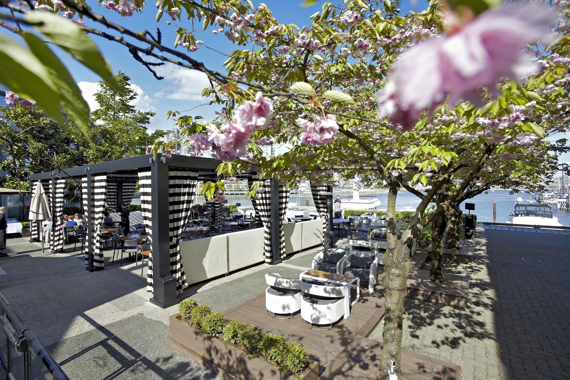 Granville Island Hotel Ванкувер Екстер'єр фото
