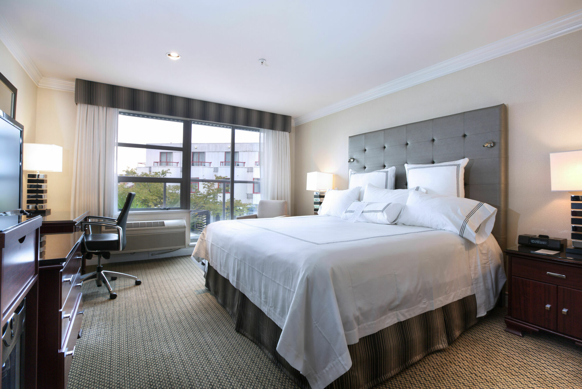 Granville Island Hotel Ванкувер Екстер'єр фото